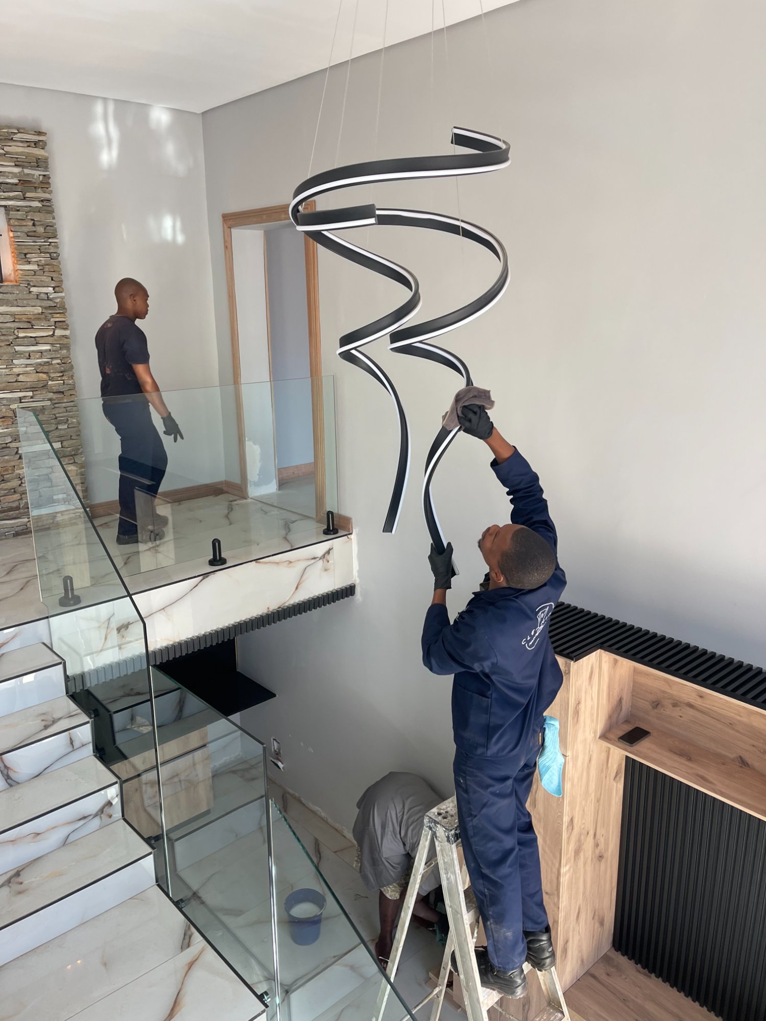 Chandelier & Ceiling Clean